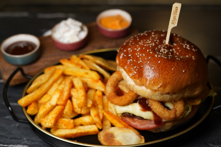 Black Diamond Burger